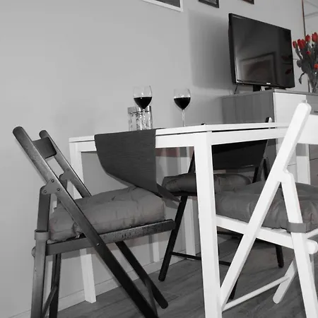 Lovely & Cosy With Wifi & Free Parking * 卢布尔雅那