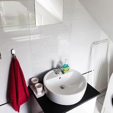 Appartement Lovely & Cosy With Wifi & Free Parking *