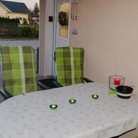 公寓 Lovely & Cosy With Wifi & Free Parking 卢布尔雅那